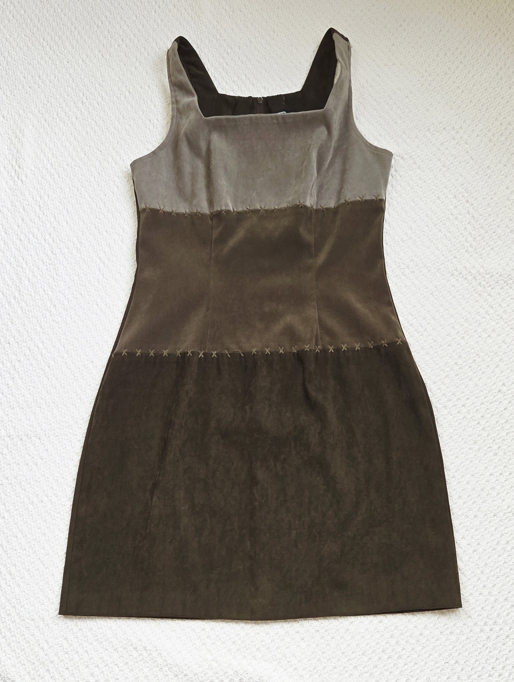 Vintage City Triangles Green & Taupe 90s Does 70s Sheath Dress Size 11 (Altered)